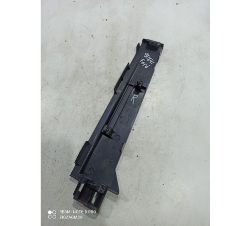 Накладка торпедо передняя правая