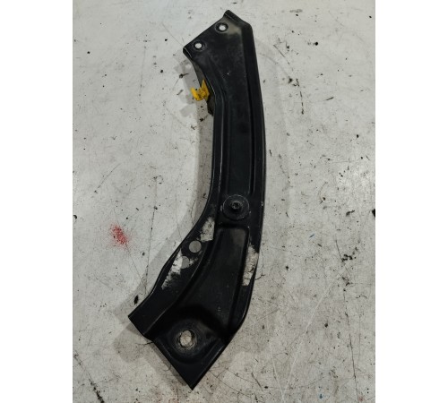 Кронштейн(крепление) передней панели левый