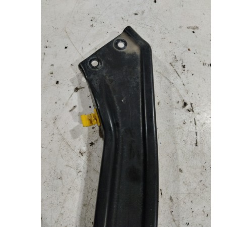 Кронштейн(крепление) передней панели левый