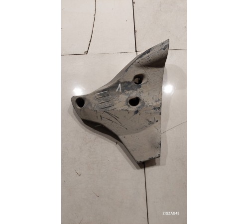 Пыльник рычага подвески (задний левый)