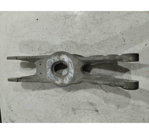 Рычаг задний левый нижний