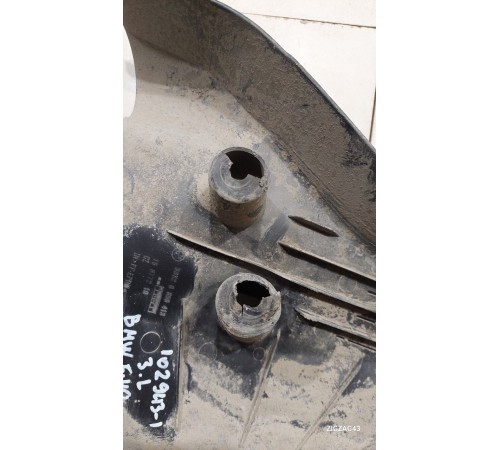 Пыльник рычага подвески (задний левый)