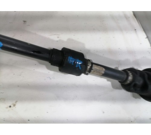 Полуось привод передний правый