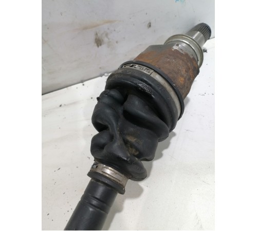 Полуось привод передний правый