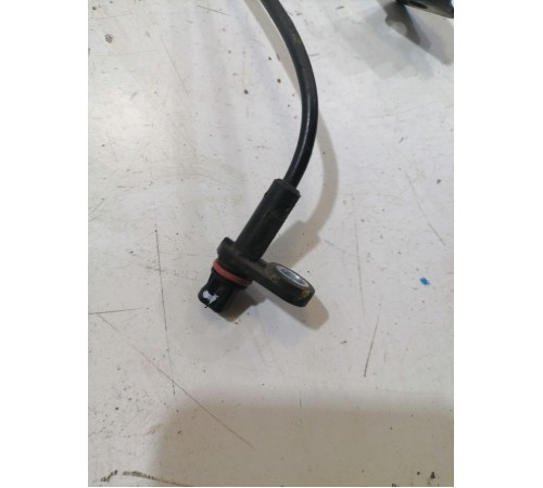 Датчик ABS задний левый