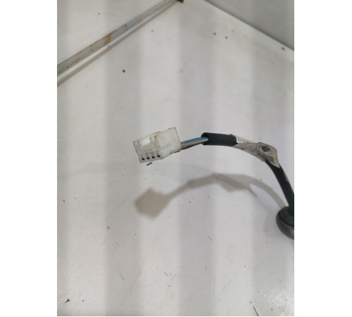 Датчик ABS задний левый