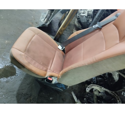 Сиденье пассажирское правое