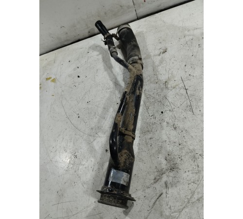 Горловина топливного бака