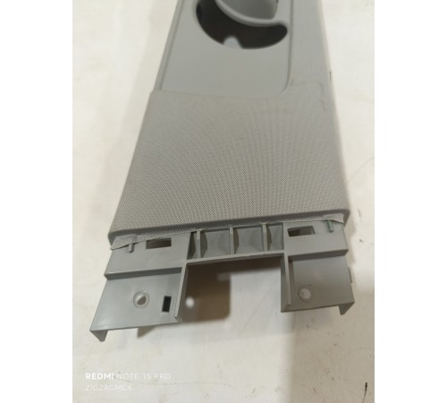 Обшивка центральной стойки правая верхняя