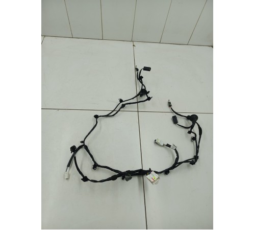 Электропроводка двери крышки багажника