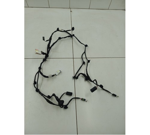 Электропроводка двери крышки багажника