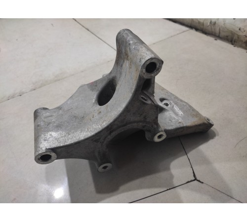 Кронштейн(крепление) генератора