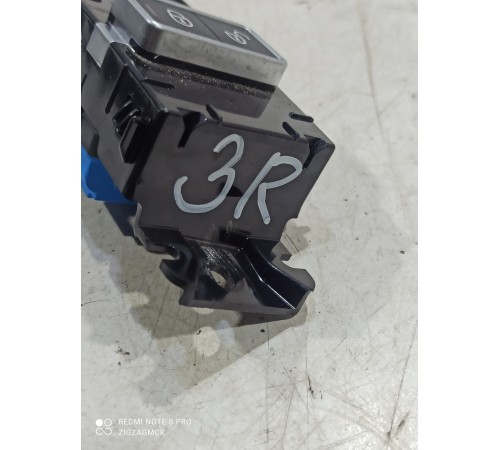 Блок кнопок центрального замка задний правый