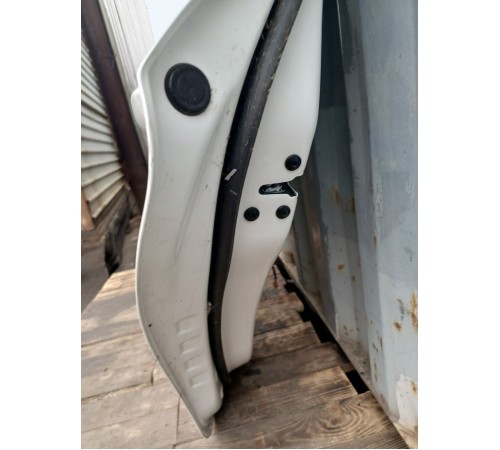 Дверь(задняя левая)в сборе