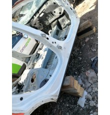 Порог с центральной стойкой правый