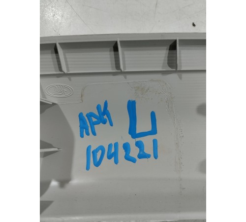 Обшивка стойки лобового стекла(левая)