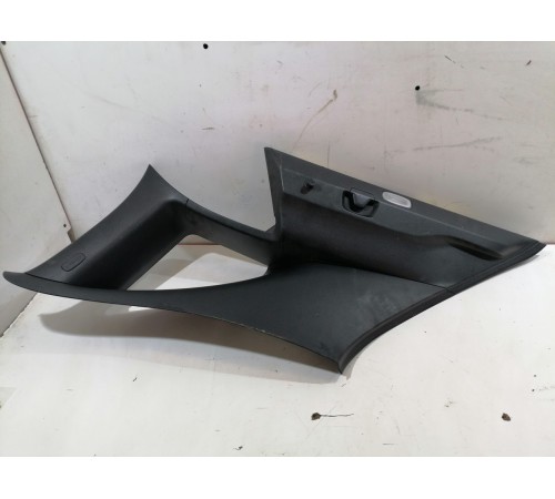 Обшивка багажника левая верхняя