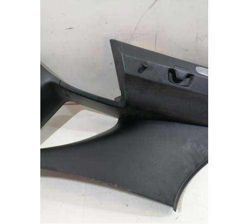 Обшивка багажника левая верхняя