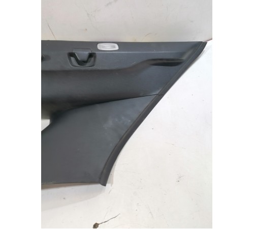 Обшивка багажника левая верхняя