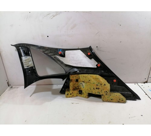 Обшивка багажника левая верхняя