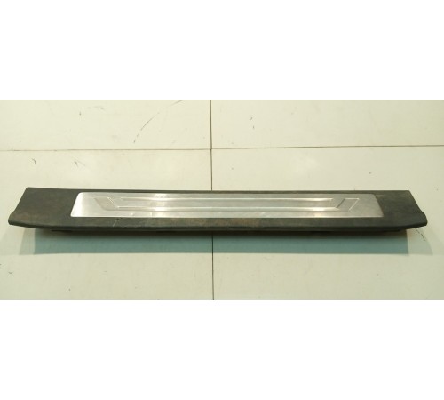 Накладка порога (передняя, правая)