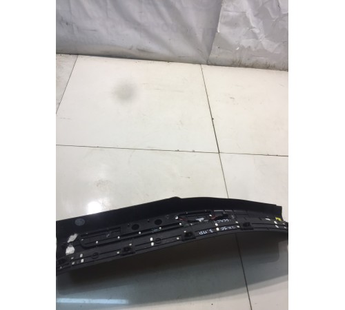 Накладка порога (задняя, правая)