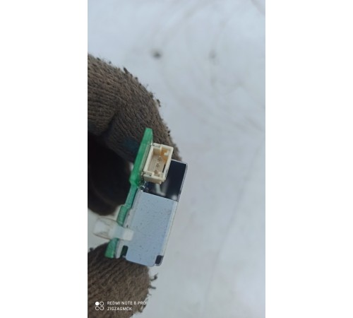 Блок управления проивотуманной фарой передний правый