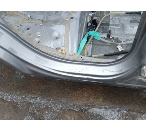 Порог со стойкой правый