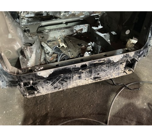 Панель задняя