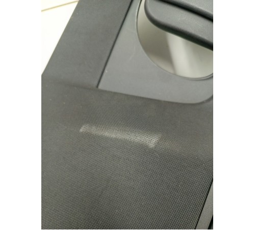 Обшивка центральной стойки правая верхняя