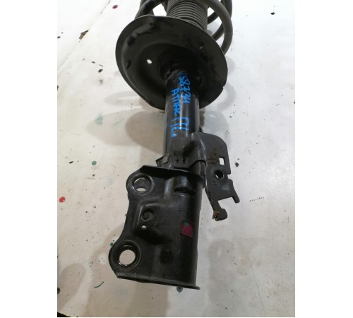 Амортизатор подвески передний левый в сборе