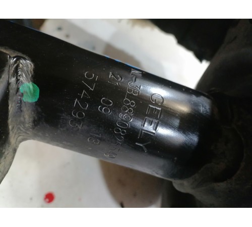 Амортизатор подвески передний левый в сборе