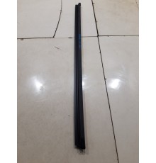 Уплотнитель стекла (задний правый внутренний)