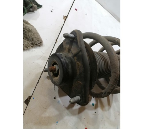 Амортизатор подвески передний левый в сборе