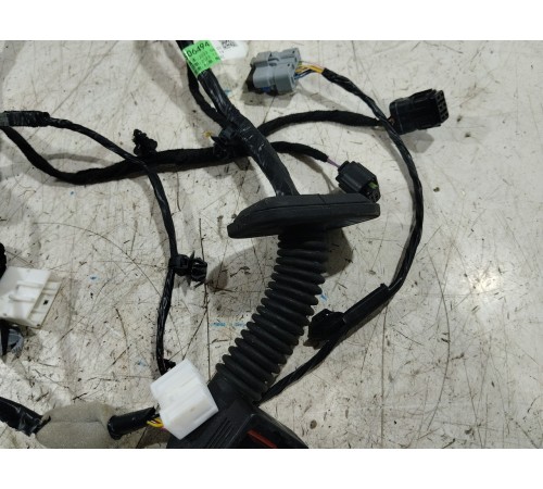 Электропроводка двери передняя правая