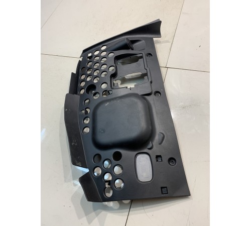 Накладка торпеды (правая)