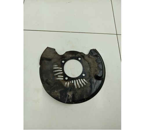 Кожух тормозного диска передний левый