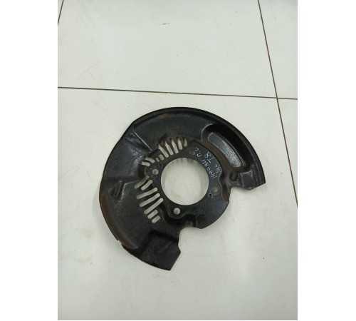 Кожух тормозного диска передний левый