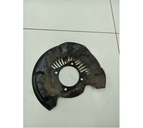 Кожух тормозного диска передний левый