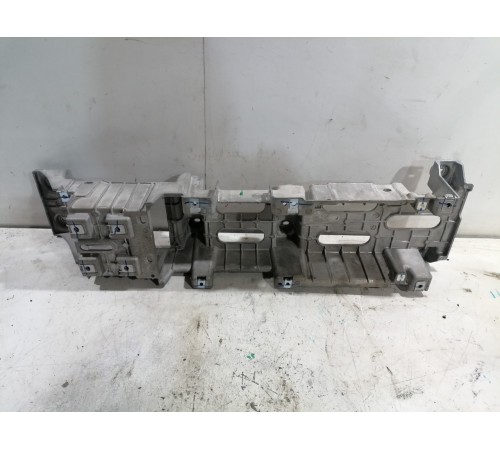 Кронштейн центральной консоли