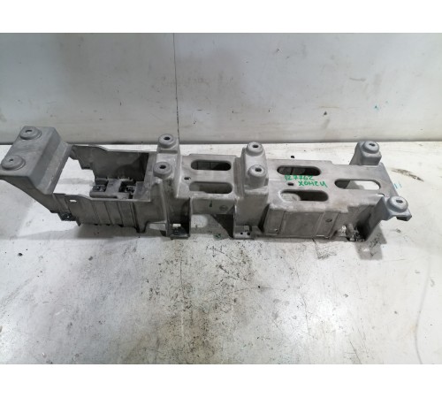 Кронштейн центральной консоли