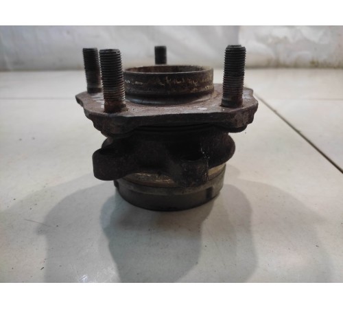 Ступица (передняя, левая)