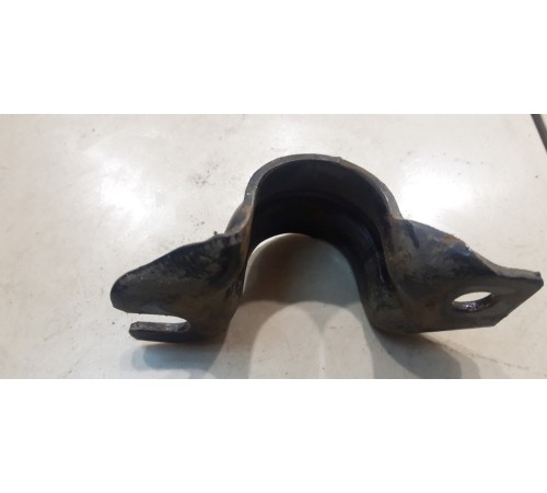 крепеж стойки стабилизатора (заднего)