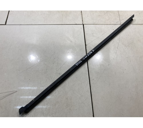 Уплотниетель стекла внутренний(передний правый)