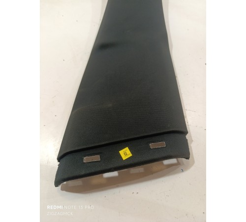 Обшивка ценральной стойки правая верхняя