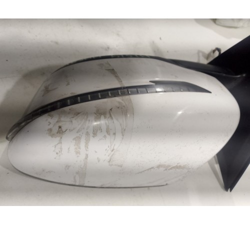 Зеркало боковое левое