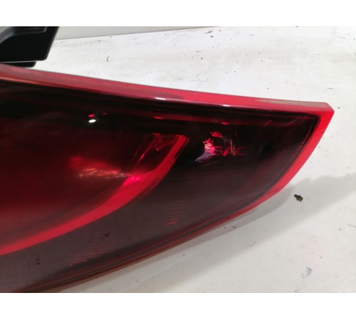 Фонарь задний правый внешний