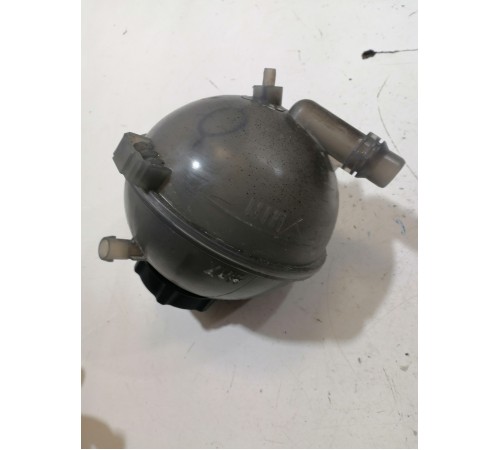 Бачок расширительный