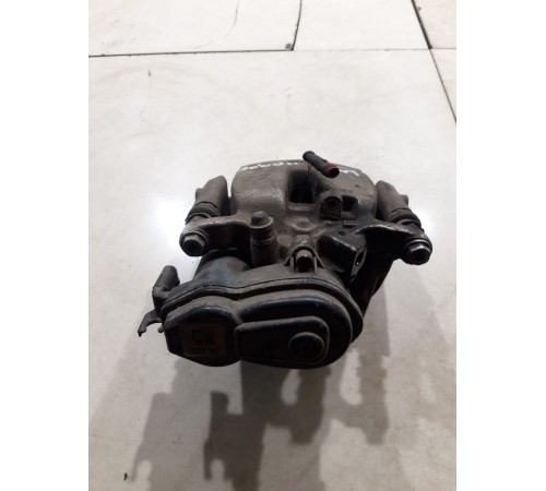 Суппорт(задний правый)