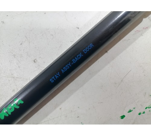 Амортизатор двери крышки багажника